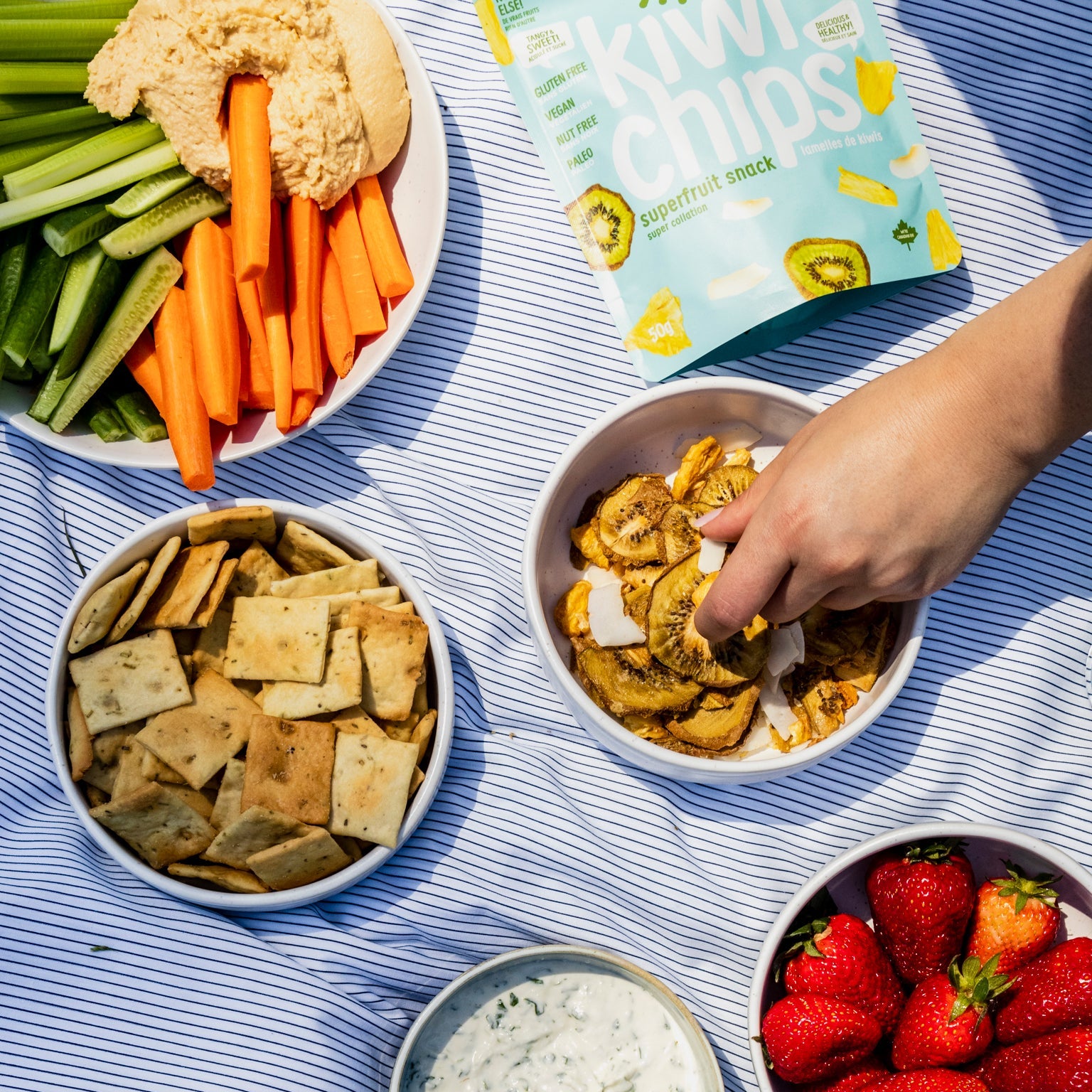 Tropical Chips - Made with Kiwis, Coconut, and Pineapple – Chiwis